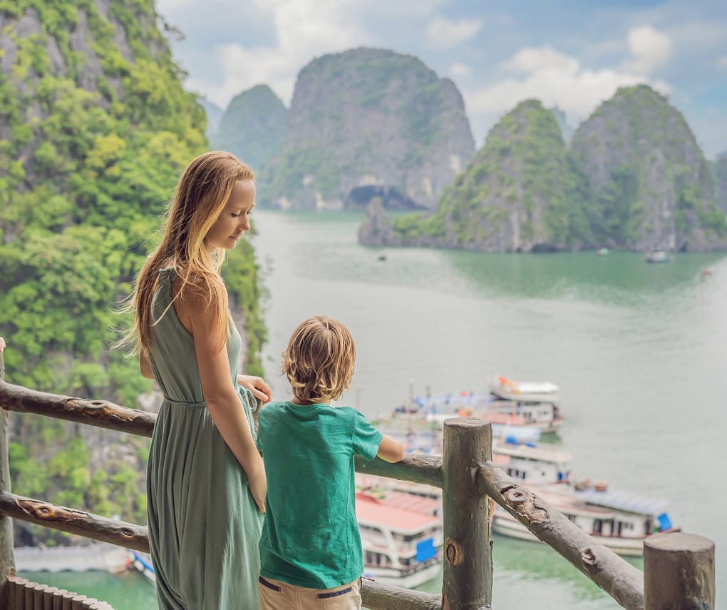 Athena Premium Visit sung sot cave tour