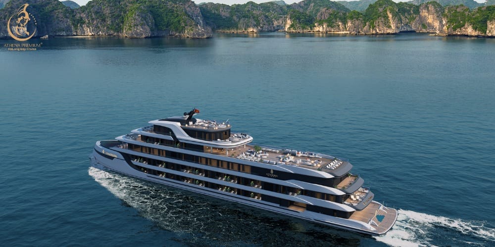 मौसमी मौसम के पैटर्न जो क्रूज़िंग आराम गतिविधियों और जहाज पर अनुभव को आकार देते हैं।