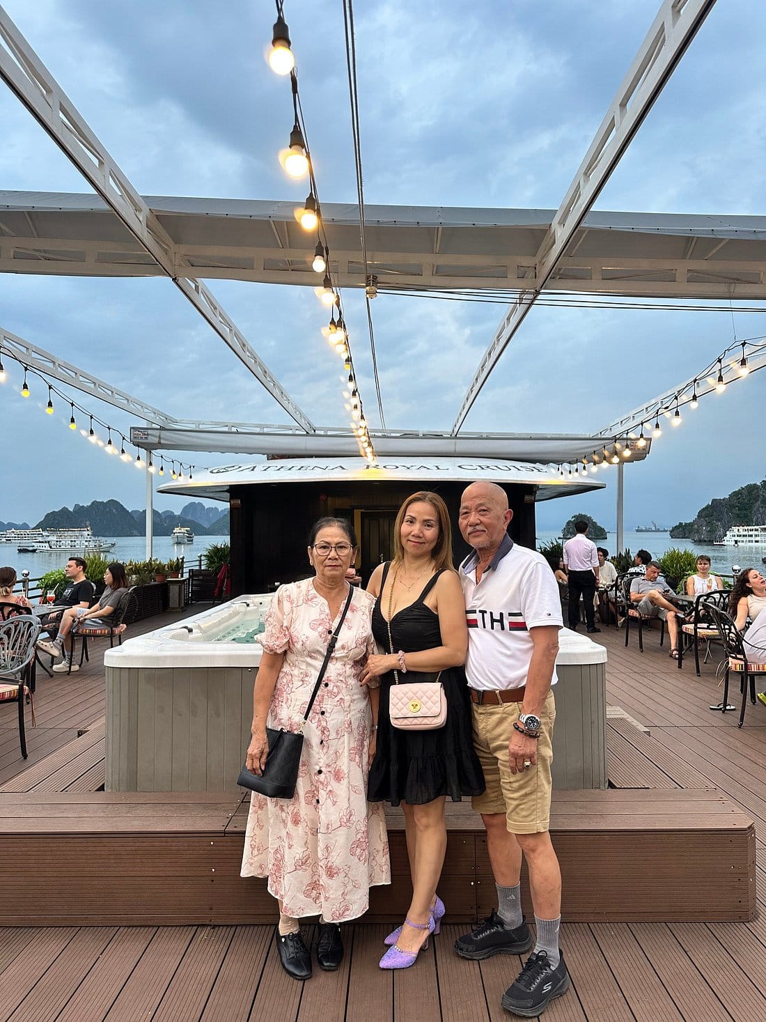 5 stars for Athena in Halong Bay